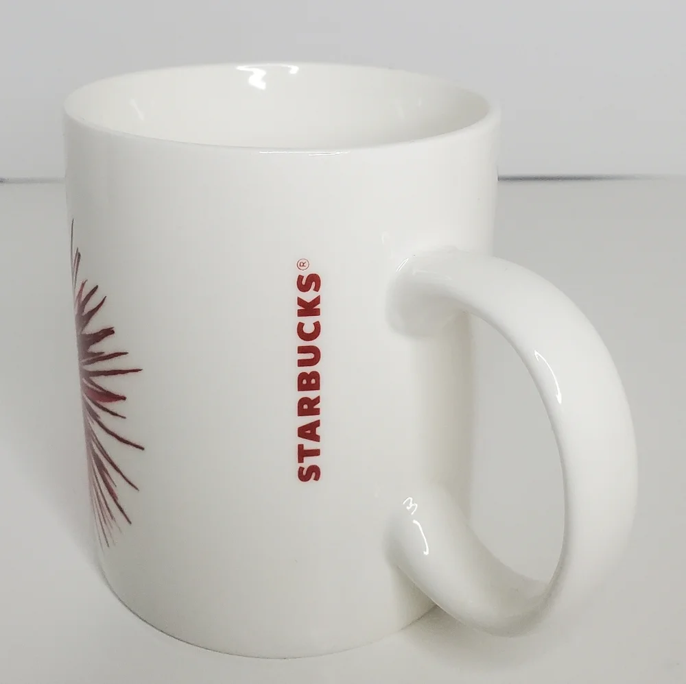 Starbucks 2014 Red Christmas Starburst‎ Flower Coffee Mug Tea Cup 12oz. White